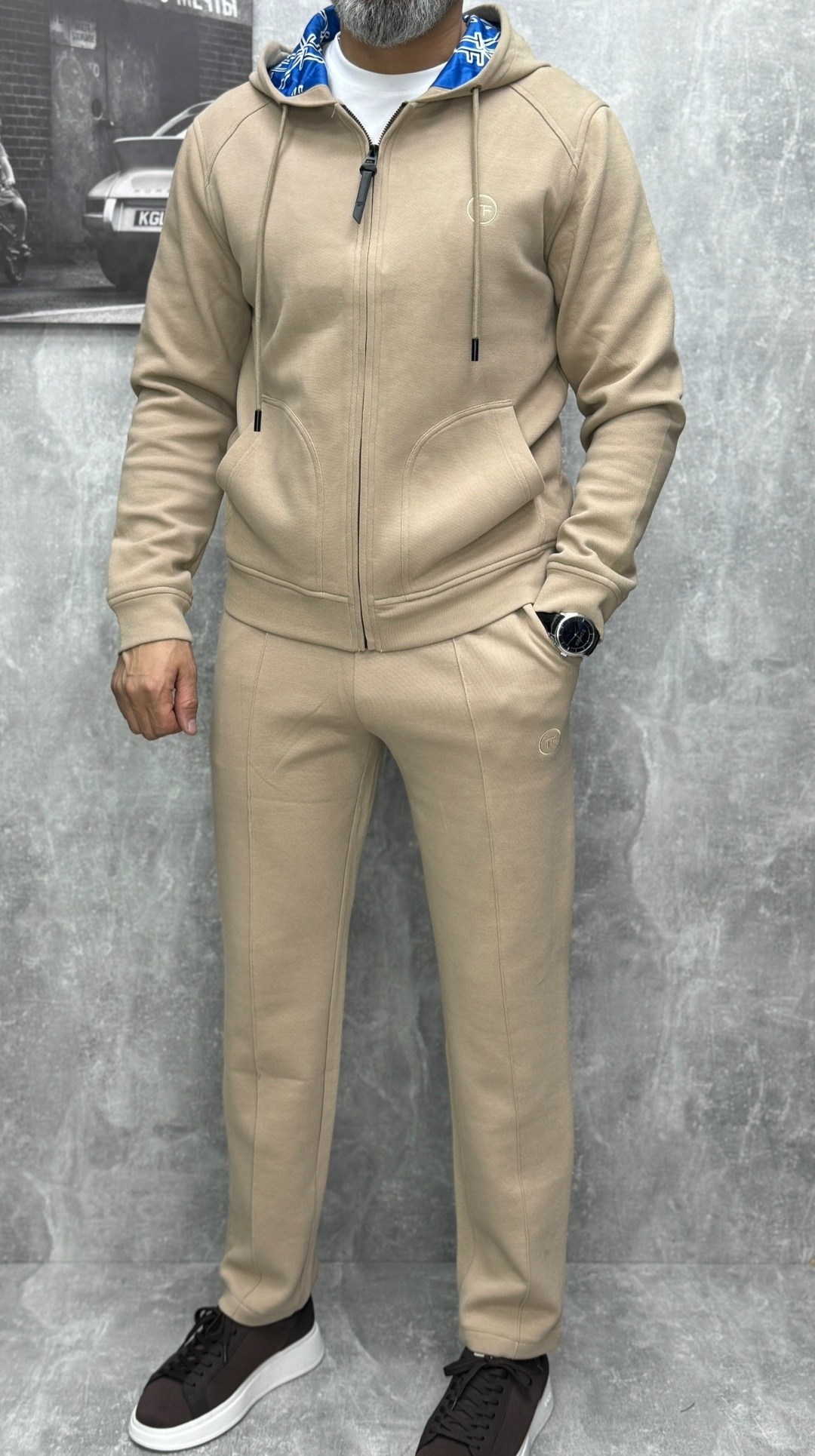 мужские спортивные костюмы,спортивные костюм,спортивный костюм brunello cucinelli,мужская спортивная одежда,спортивные костюмы