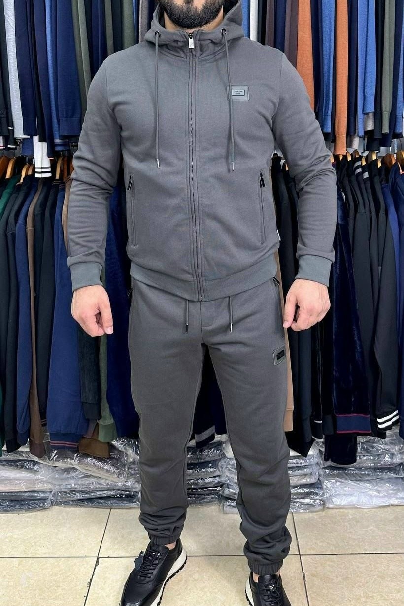 спортивные костюмы,мужской спортивный костюм,,мужской спортивный костюм dolce gabbana,спортивный костюм armani