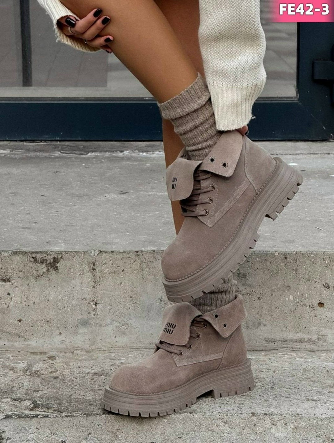 ,ботинки замшевые miu miu,ботинки,ботинки женские miu miu,ботинки miu miu