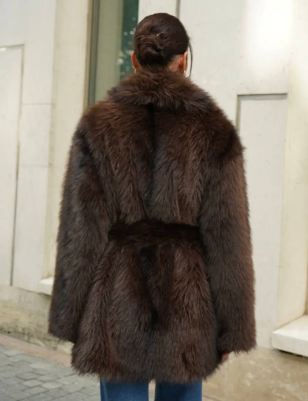 шуба из искусственного меха,пальто из искусственного меха,женская шуба,шуба,шуба искусственная