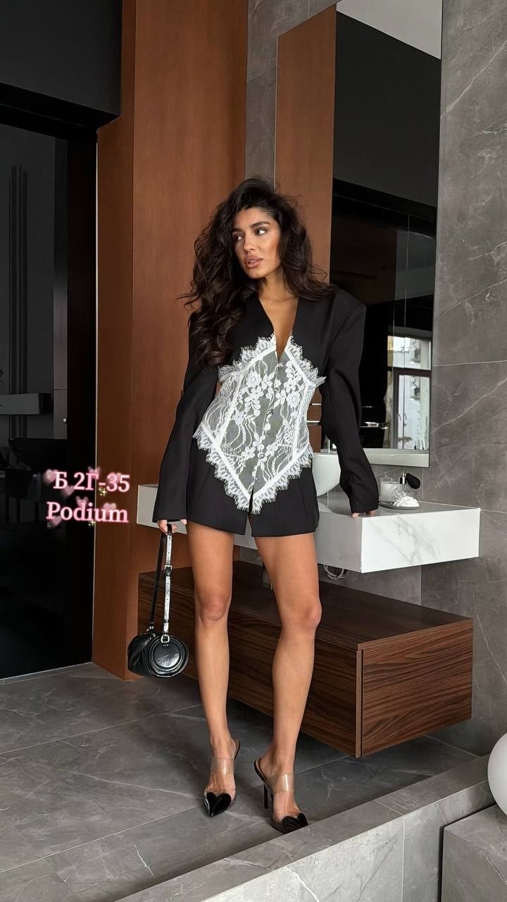 женский костюм,боди с кружевами,,элегантный блейзер