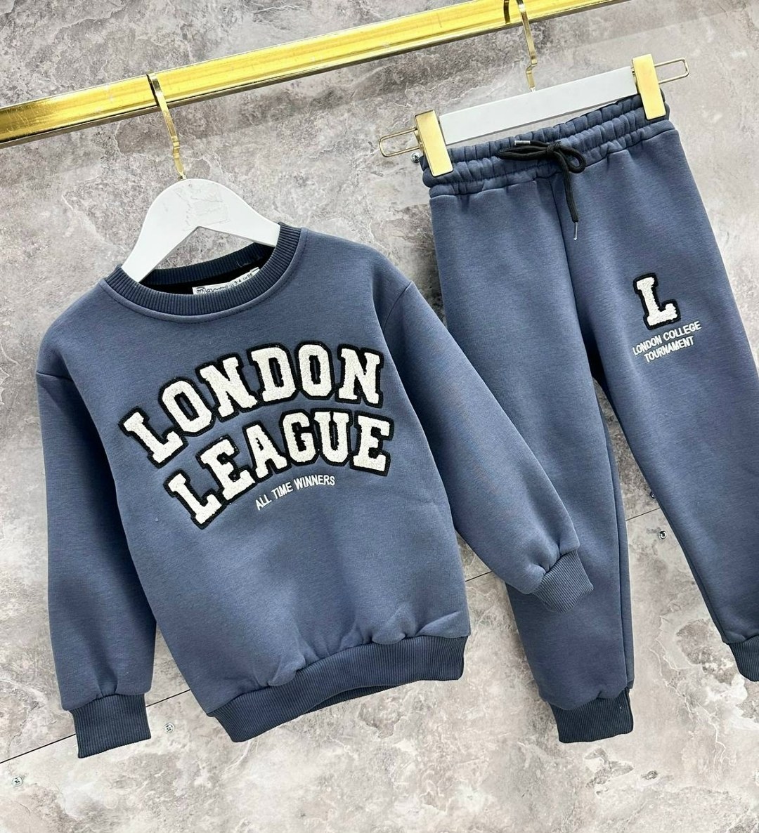 спортивные костюм,свитшот и брюки,спортивный костюм на мальчика,толстовка и брюки,костюм для мальчика свитшот и брюки