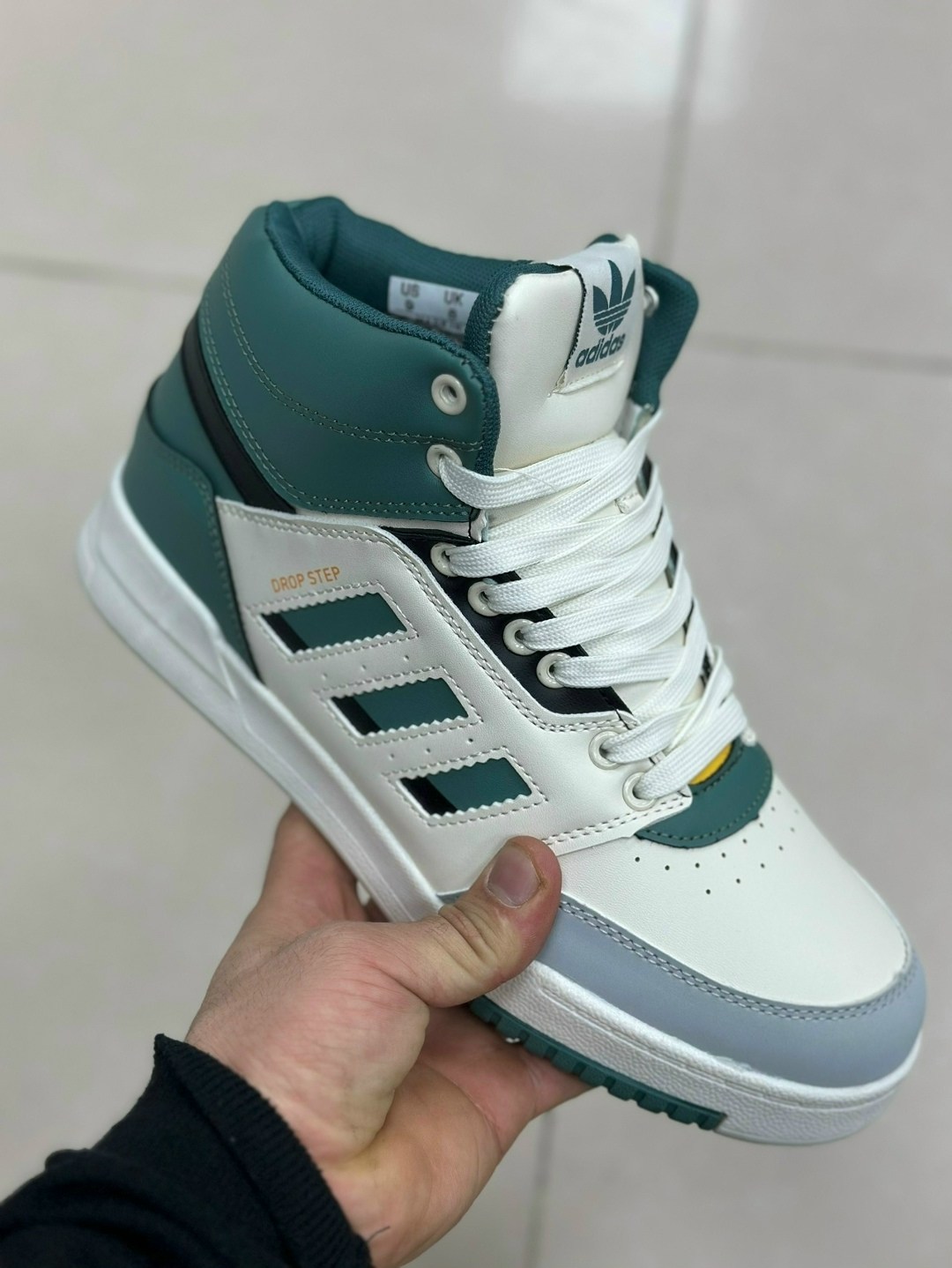 зимние кроссовки adidas,,крос adidas drop step выс бел чер зим 2102-5,кроссовки,женские зимние кроссовки d-sh-r