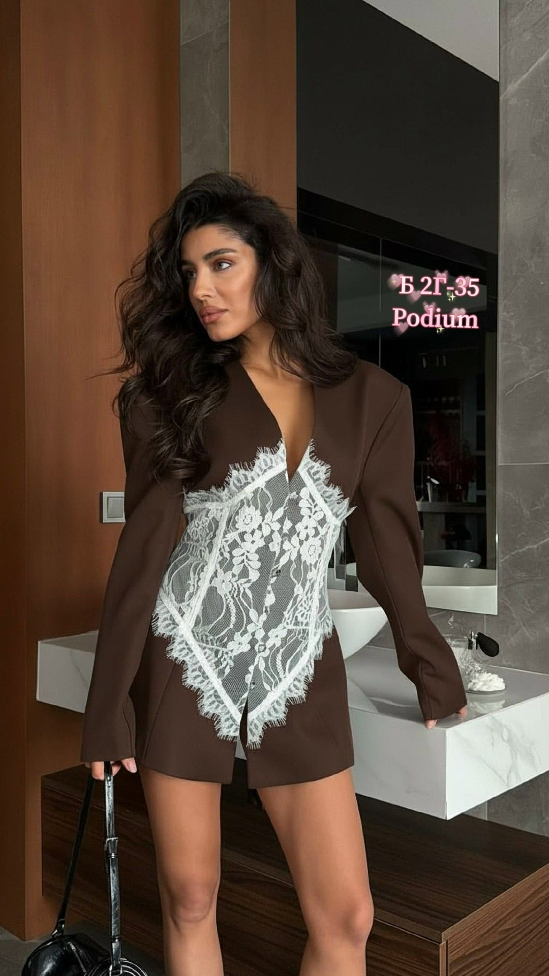 женский костюм,боди с кружевами,,элегантный блейзер