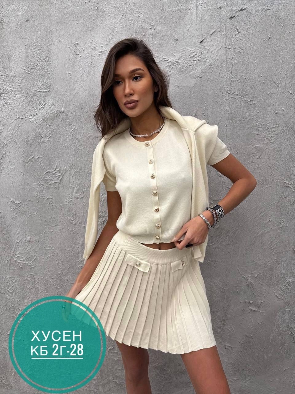 костюм трикотажный с мини юбкой плиссе sasheline,костюм трикотажный с юбкой плиссе syrup 241324861,костюм с юбкой,костюм трикотажный с юбкой,кофта и юбка