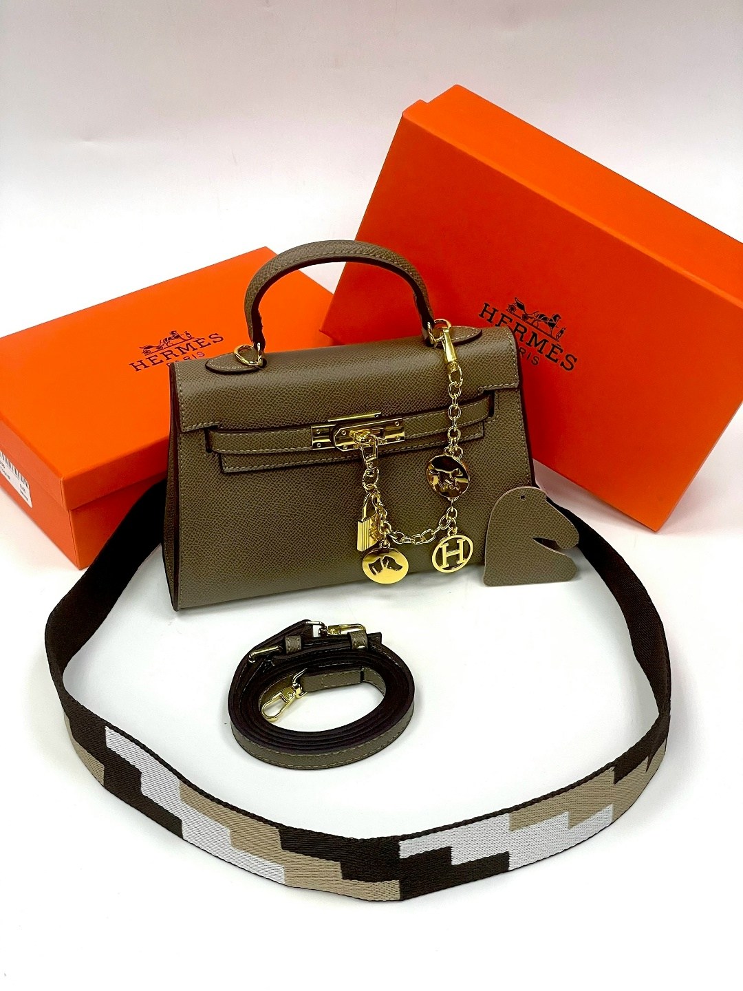 женская сумка hermes,сумка hermes,сумка гермес,hermes сумка на плечо,сумка гермес оригинал