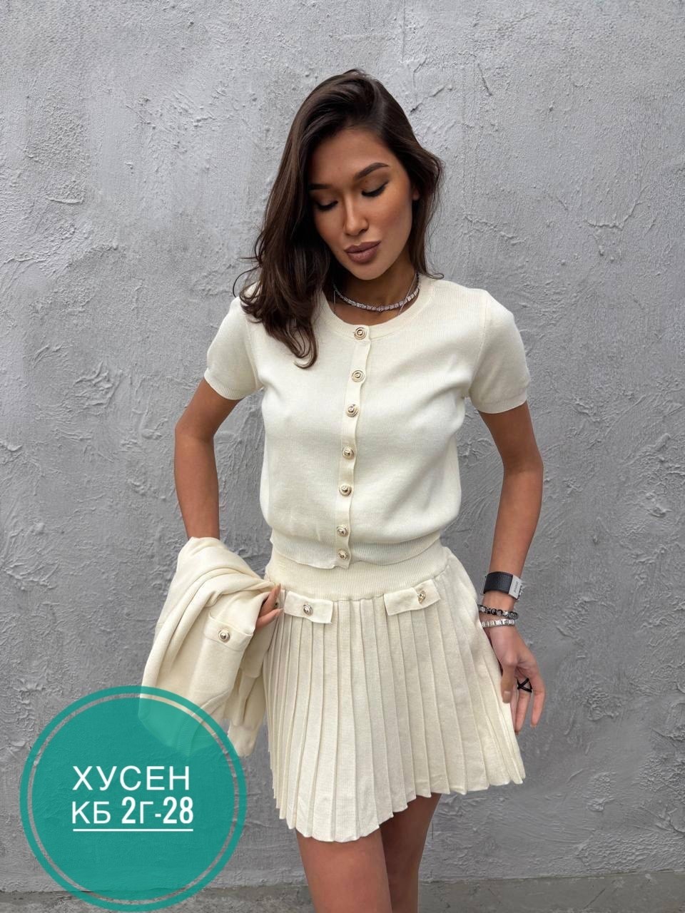 костюм трикотажный с мини юбкой плиссе sasheline,костюм трикотажный с юбкой плиссе syrup 241324861,костюм с юбкой,костюм трикотажный с юбкой,кофта и юбка