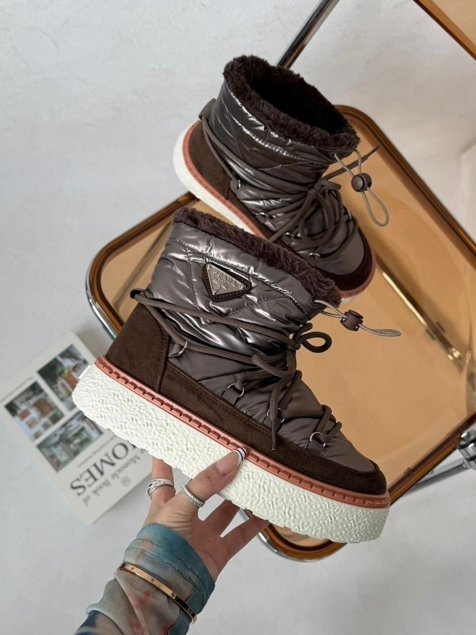 зимние ботинки tommy hilfiger на шнуровке metallic snowboot серебряный,bogner мунбуты луноходы,луноходы 23102155,луноходы 2338014,луноходы женские