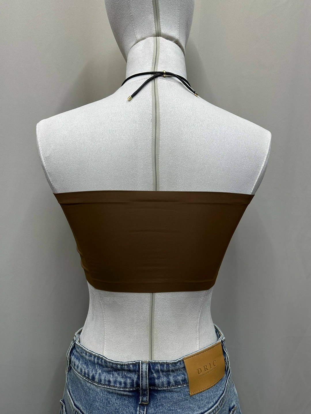 манекен,женский манекен,манекен женский торс,манекен с деревянными руками,манекен для одежды