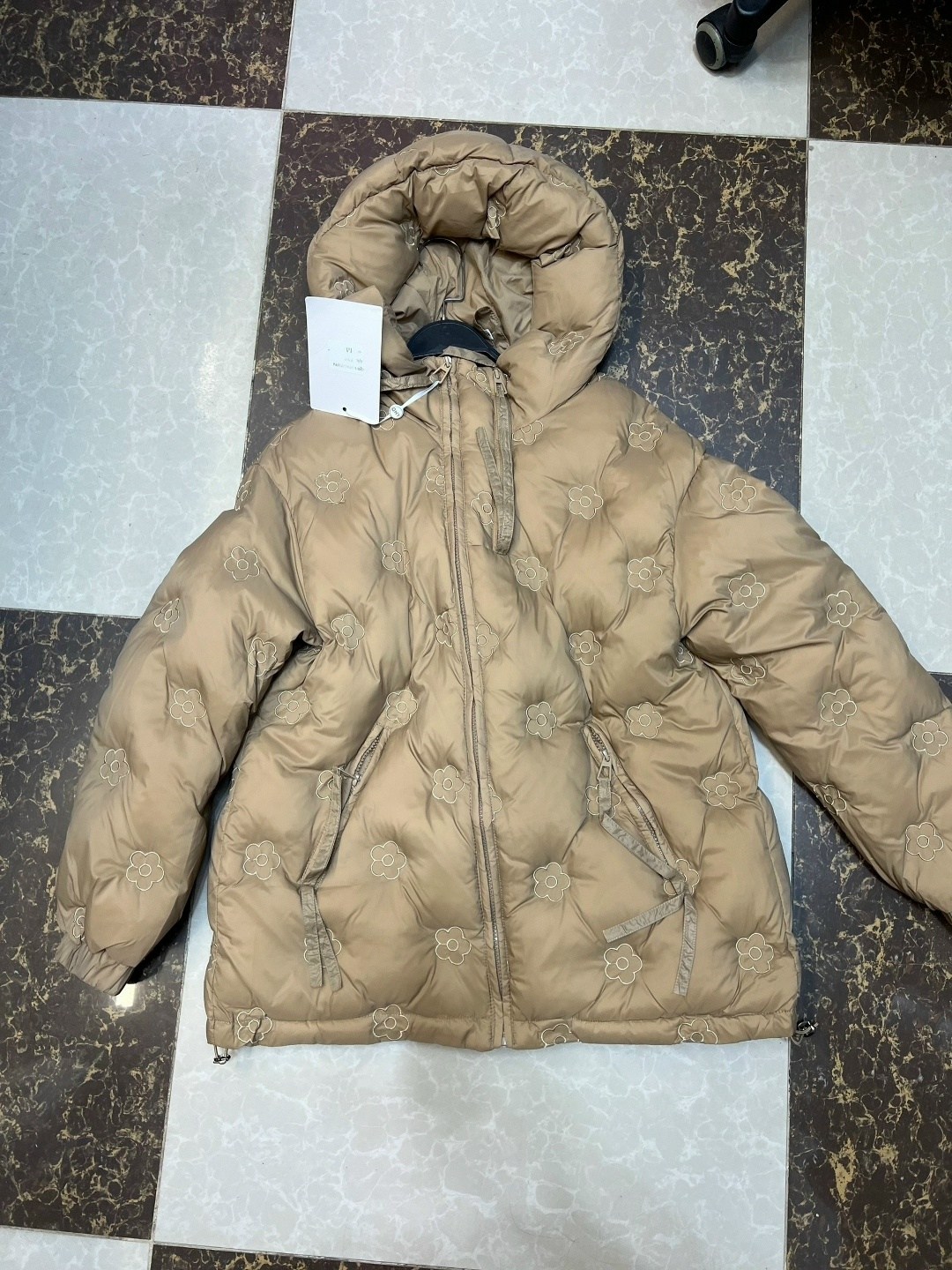 куртка женская,куртка теплая,зимняя женская куртка,пуховики женские,короткий пуховик