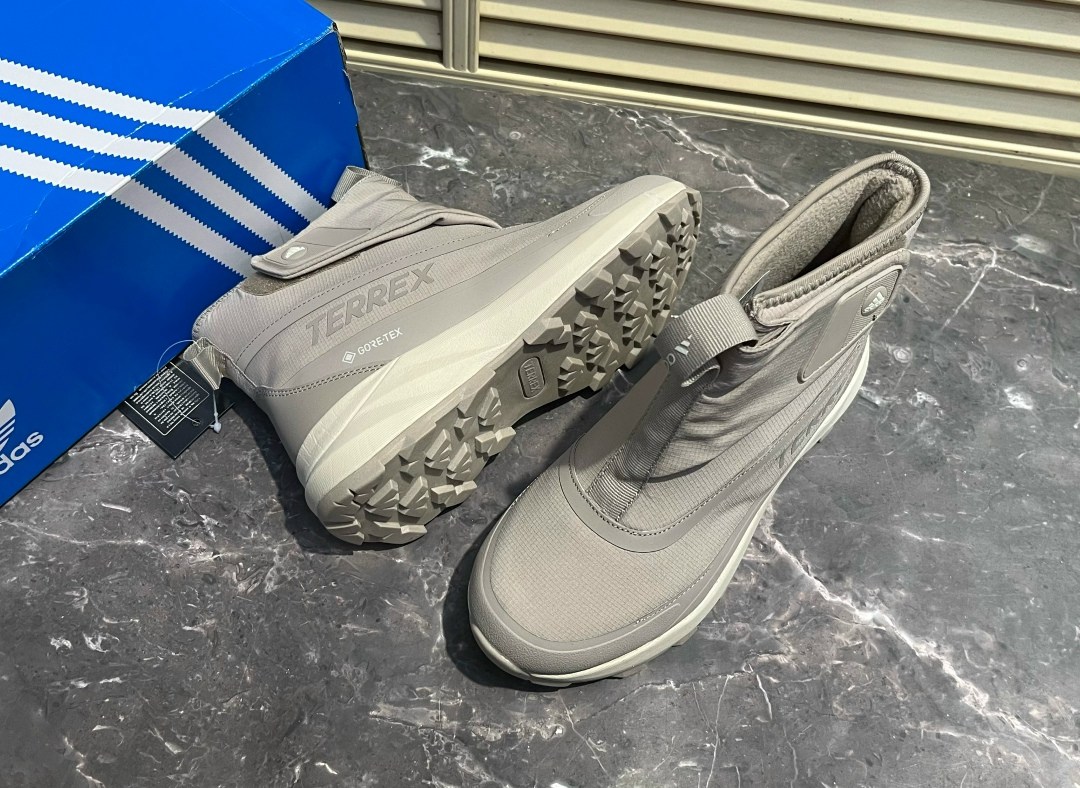зимние сапоги adidas terrex цвет серый,зимние сапоги adidas terrex,зимние сапоги adidas,adidas дутики,дутики adidas terrex