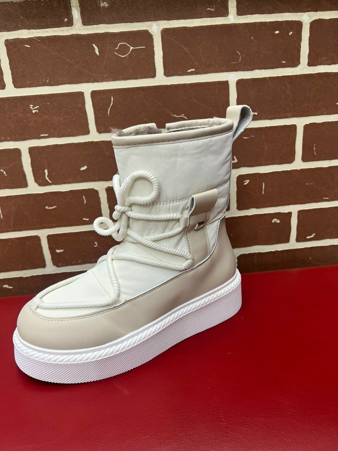 ,дутики женские,зимняя женская ,женская ,дутики