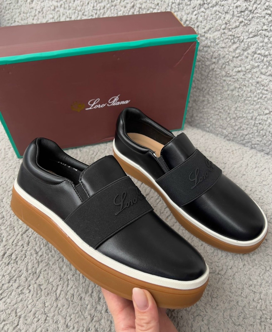 ,лоферы женские,лоро пиано лоферы женские черные,лоферы celine,женская