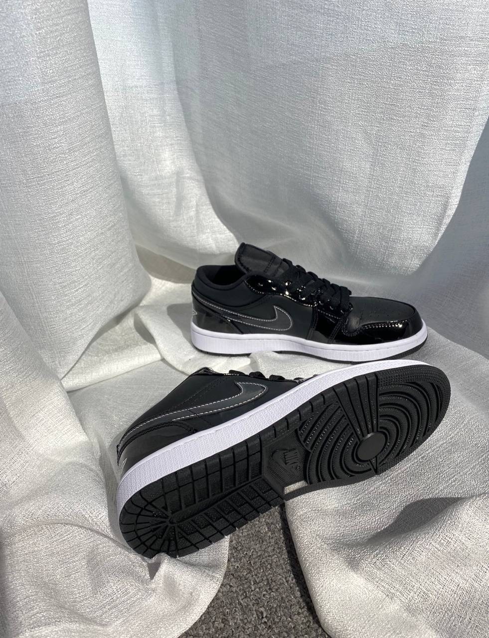 nike air jordan 1 low,air jordan 1 low black and white,кроссовки nike air jordan 1 low,air jordan 1 low se concord,nike air jordan 1 low se