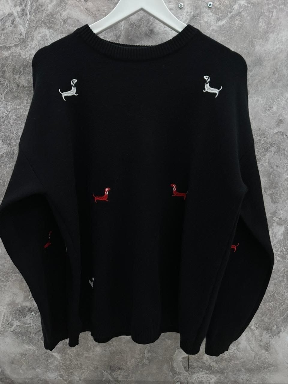 свитер с вышивкой,свитер с вышивкой таксы,свитер,свитер пуловер,свитшот