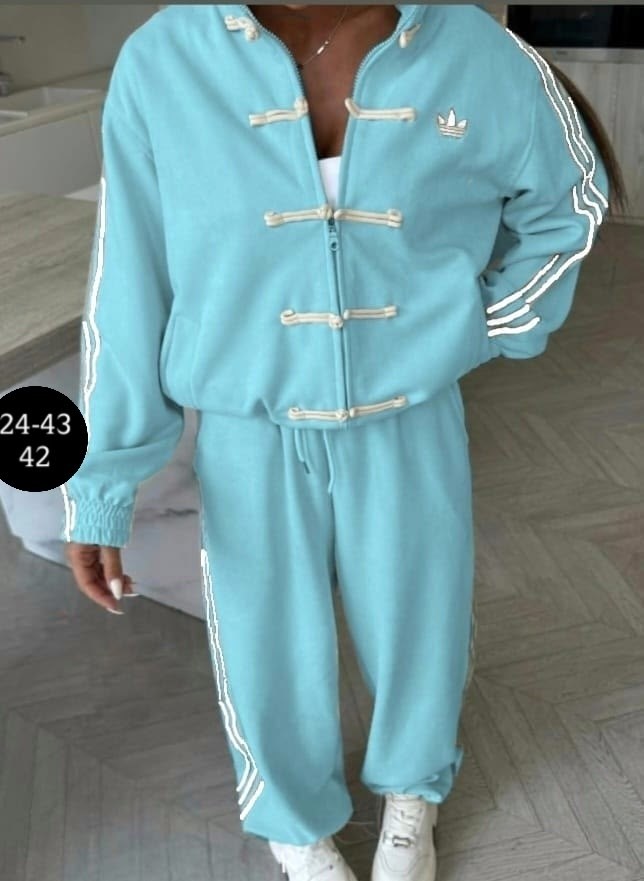 костюм адидас тан,костюмчик люкс,спортивный костюм,спортивный костюм теплый,женский костюм