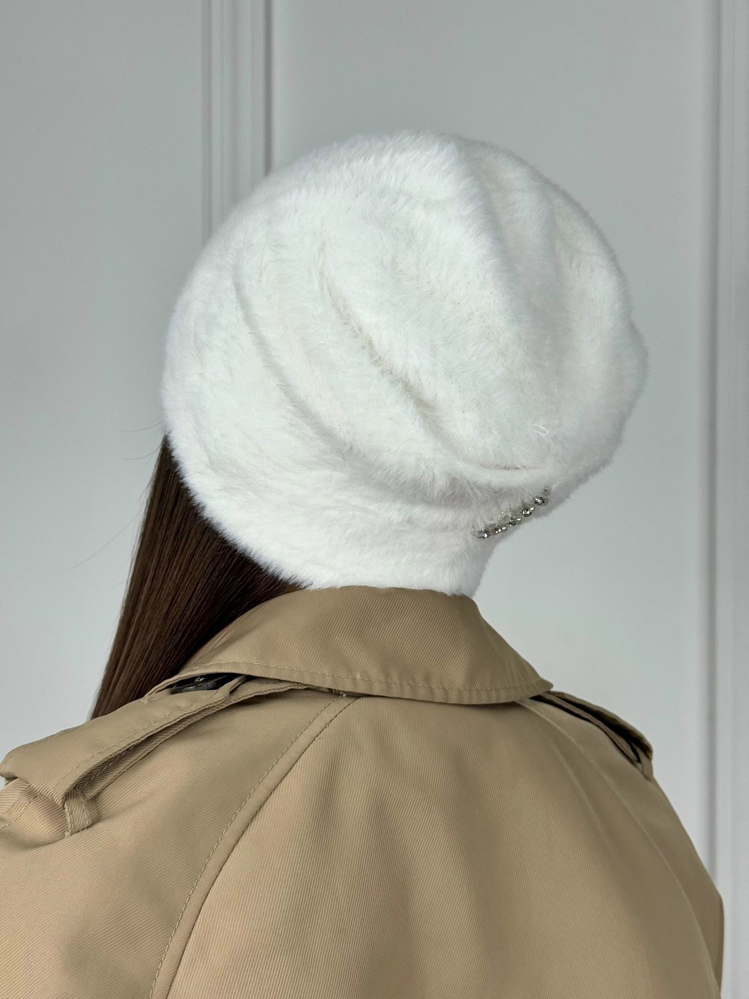 белая пушистая шапка женская,шапка женская из ангоры,шапка женская зимняя пушистая белая,шапка женская,шапка зимняя меховая