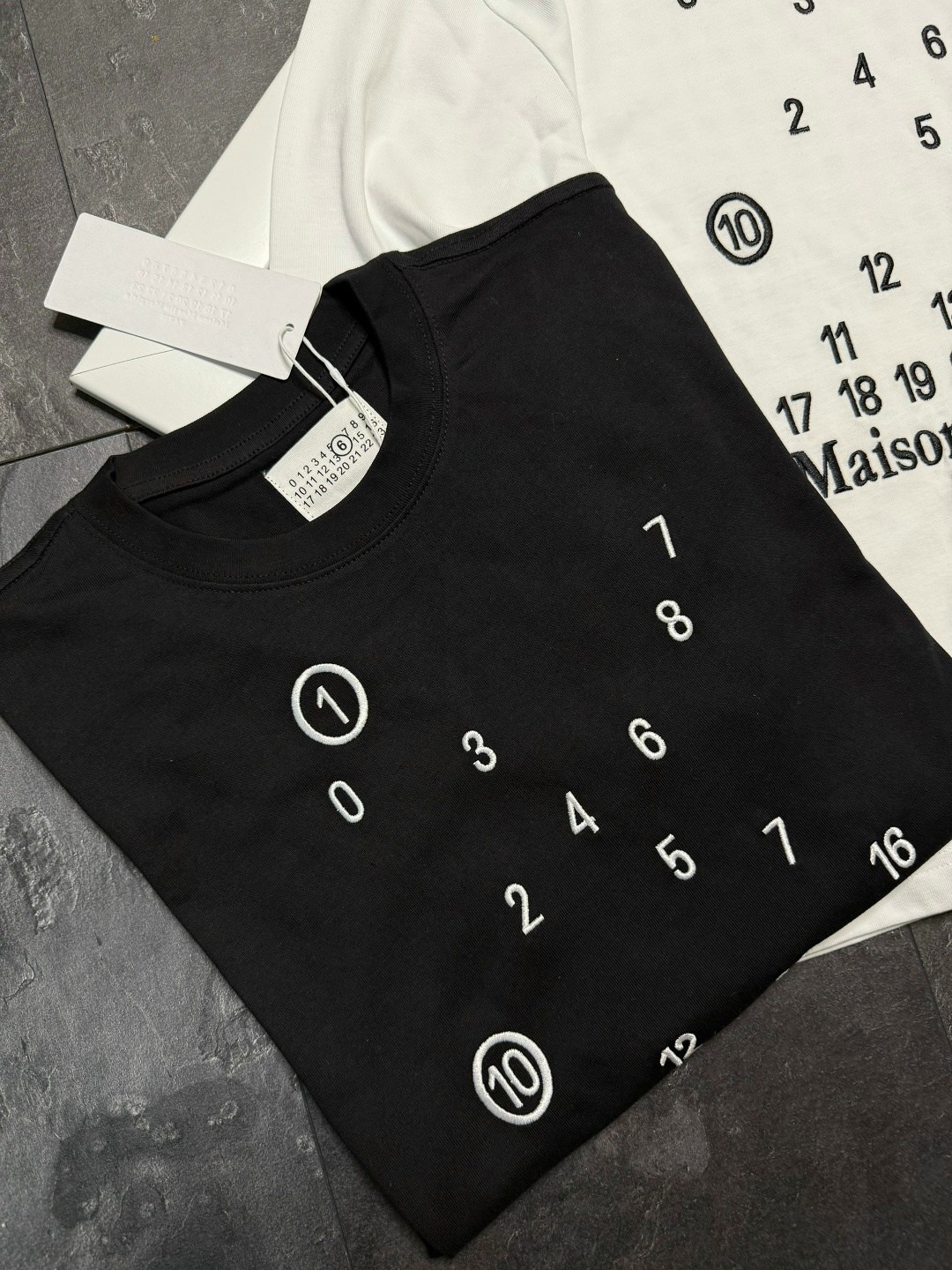 лонгслив оверсайз с принтом maison margiela,толстовка,толстовка мужской,свитшот,свитшот мужская