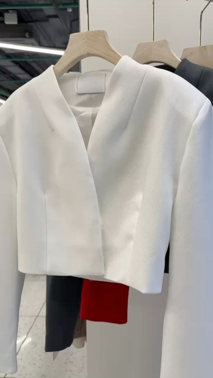 жакет,пиджак и жакет,короткий пиджак,пиджак женский,пиджак женский укороченный