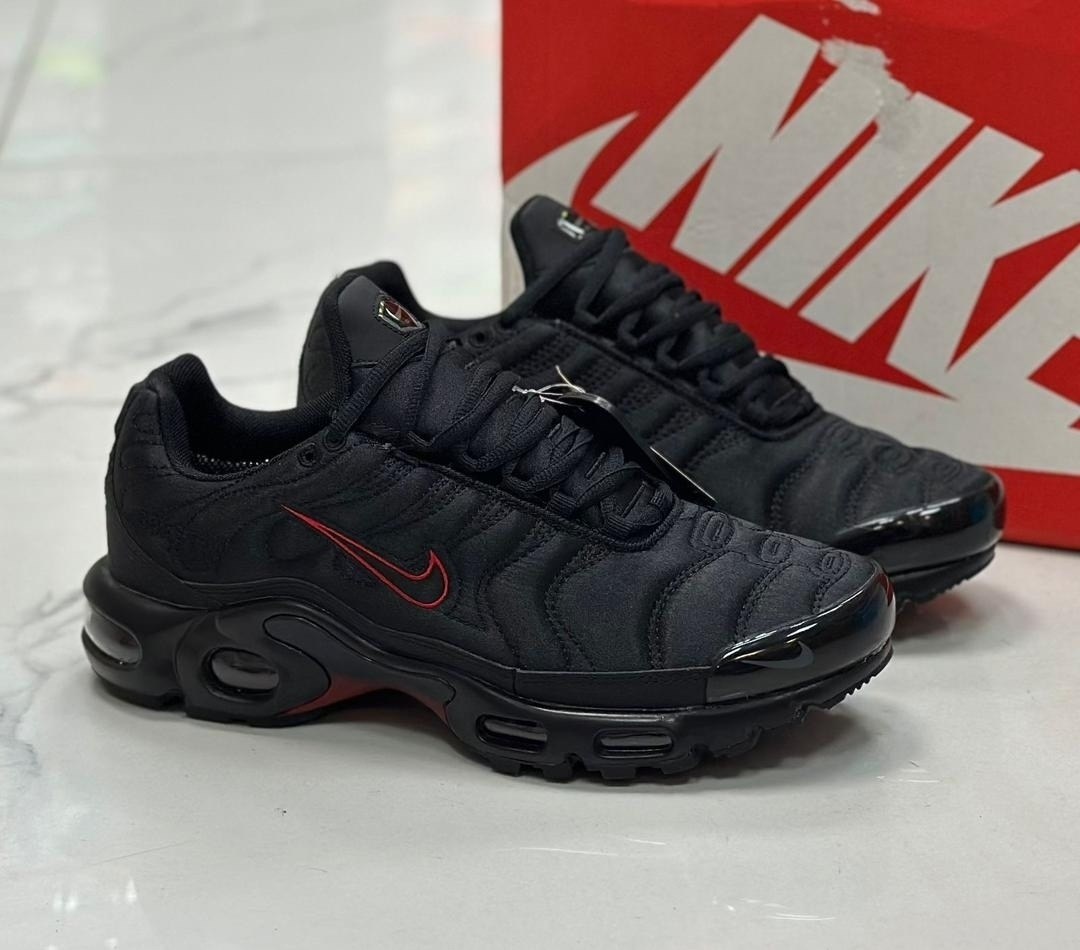 кроссовки nike air max plus,nike tn green,nike air max plus tn,кроссовки nike air max tn plus,мужские кроссовки nike air max