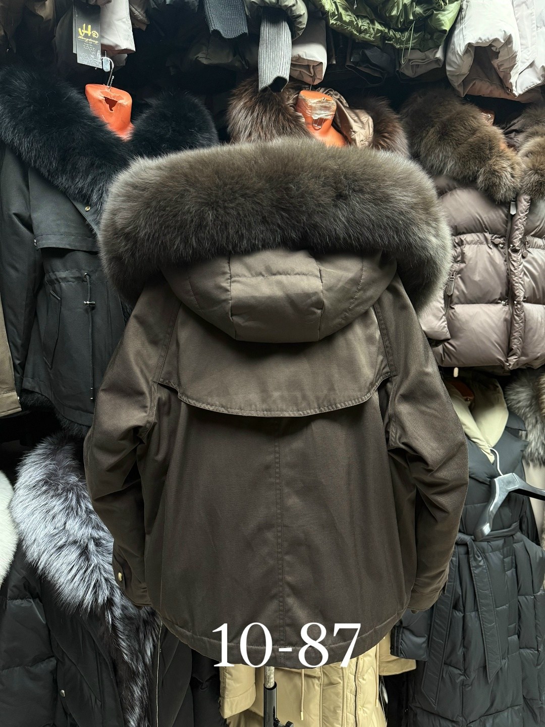 парка с натуральным мехом,женская парка с натуральным мехом,парка с мехом,пуховик с натуральным мехом,парка с мехом песца