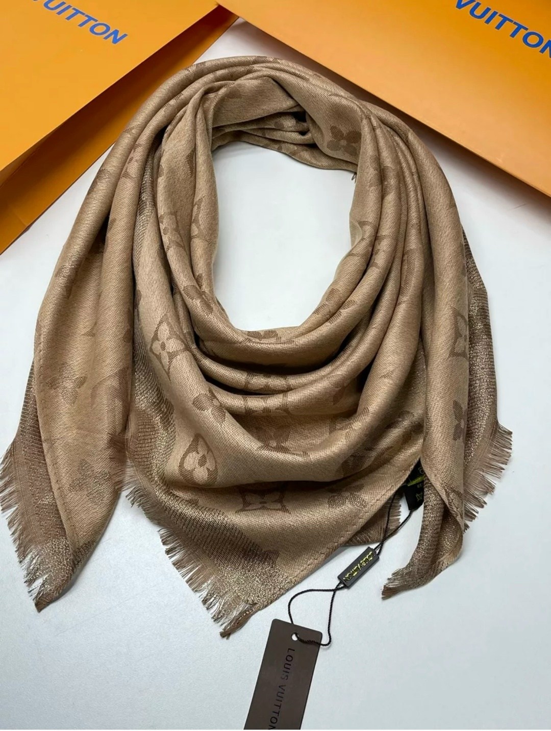 платок луи виттон,палантин женские,шарф луи виттон,палантин,шарфы и платки