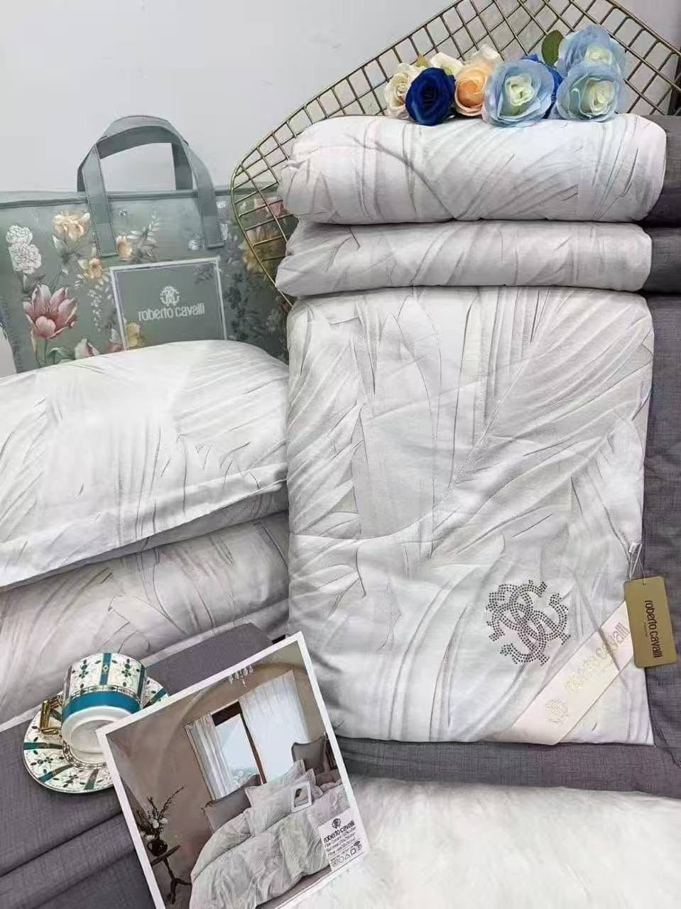 комплект постельного белья с готовыми одеялами,постельное белье евро cleo satin de luxe,комплект постельного белья с одеялом roberto,постельное белье сатин саванна,комплект постельного белья