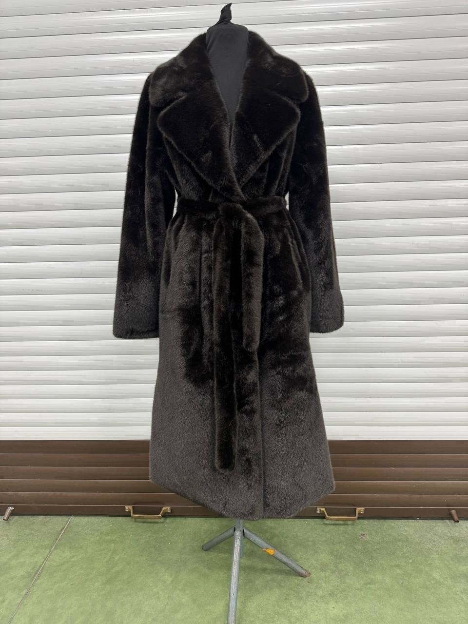 шуба,шуба женская,искусственная шуба под норку,женская черная шуба,норковая шуба