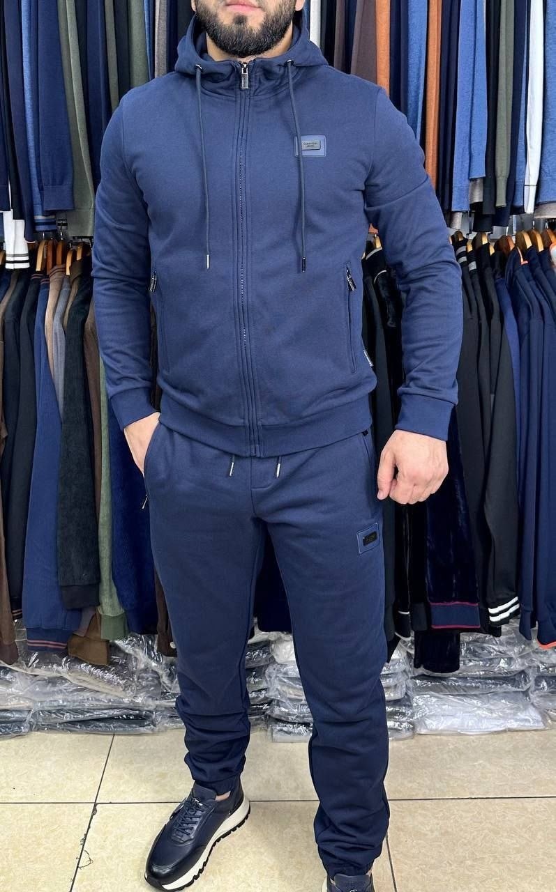 спортивные костюмы,мужской спортивный костюм,,мужской спортивный костюм dolce gabbana,спортивный костюм armani