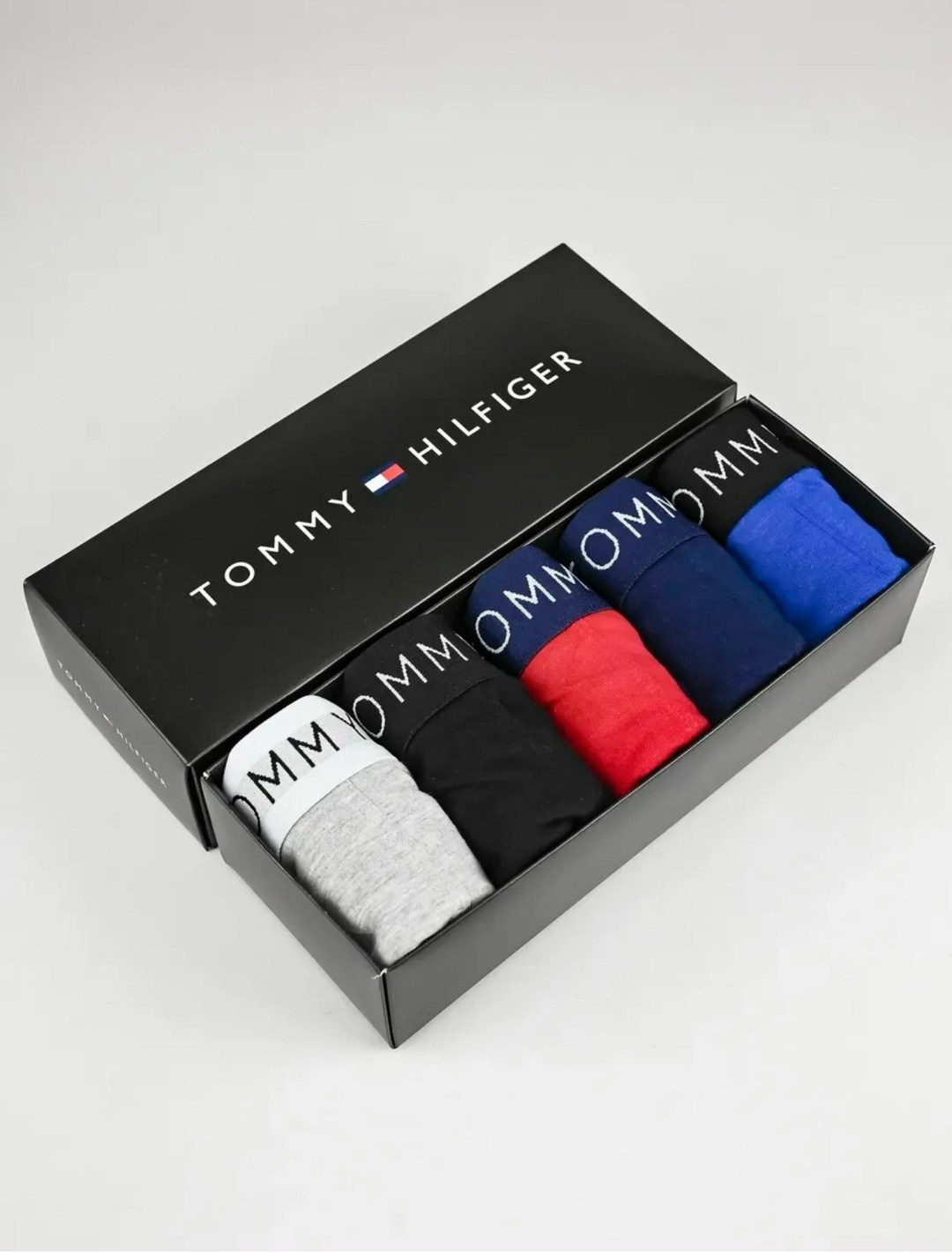 комплект трусов боксеры tommy hilfiger,комплект трусов мужские боксеры,комплект трусов боксеры 4 шт,комплект трусов боксеров,трусы боксеры набор