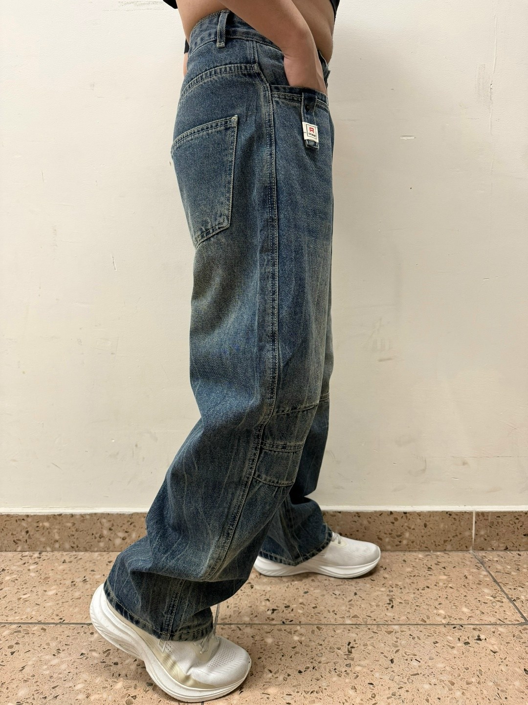 широкие джинсы,широкие джинсы багги,широкие мужские джинсы,джинсы для мужчин,мужские джинсы