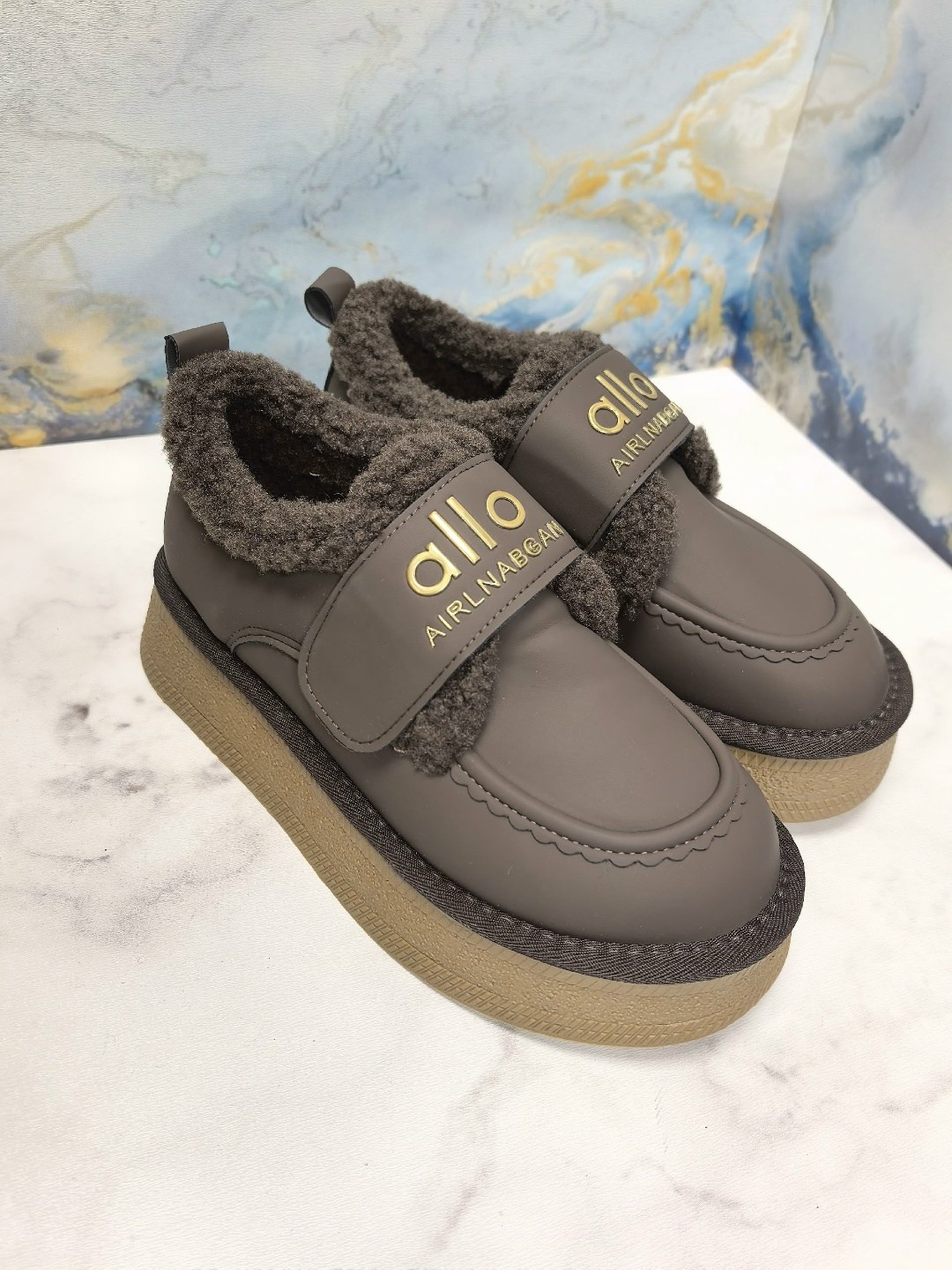 , женская,зимняя ,угги замш,угги женские