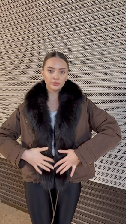 пуховик женский с натуральным мехом,куртка с натуральным мехом,пуховик женский с мехом,стильная куртка,женский пуховик