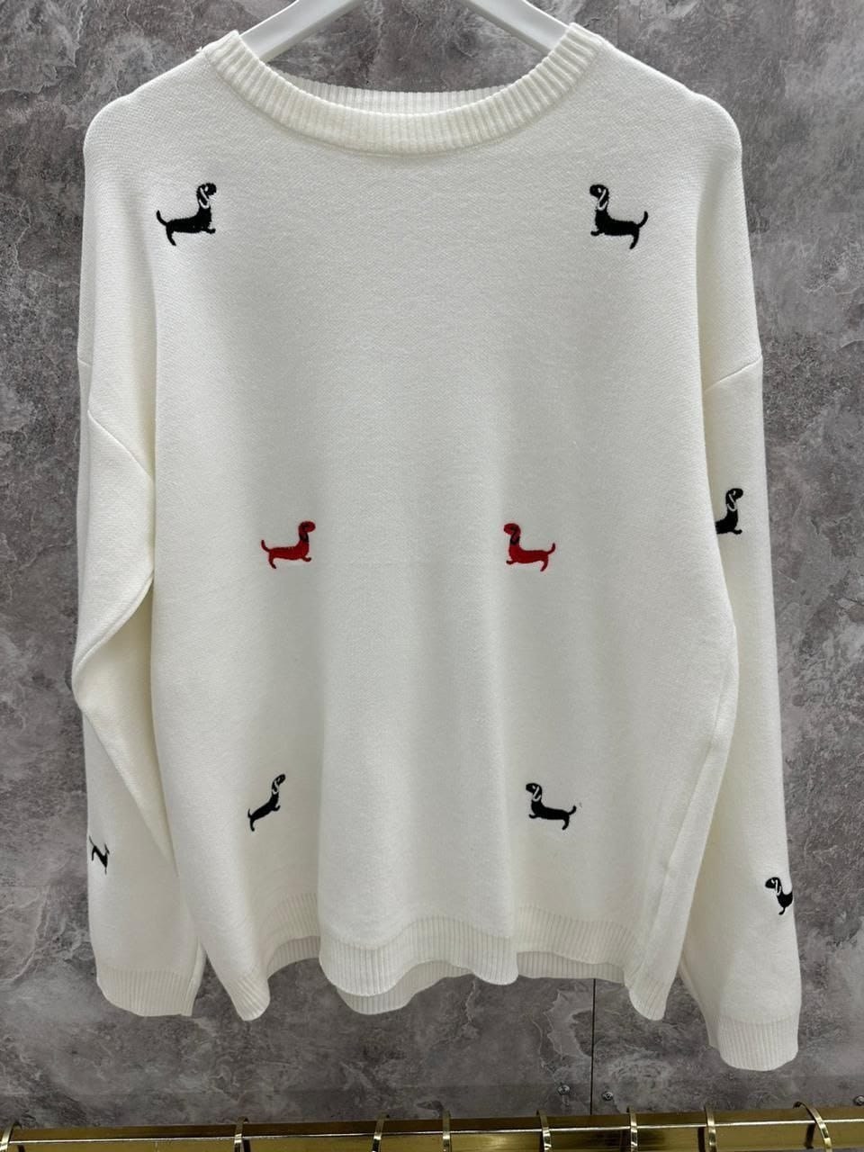 свитер с вышивкой,свитер с вышивкой таксы,свитер,свитер пуловер,свитшот