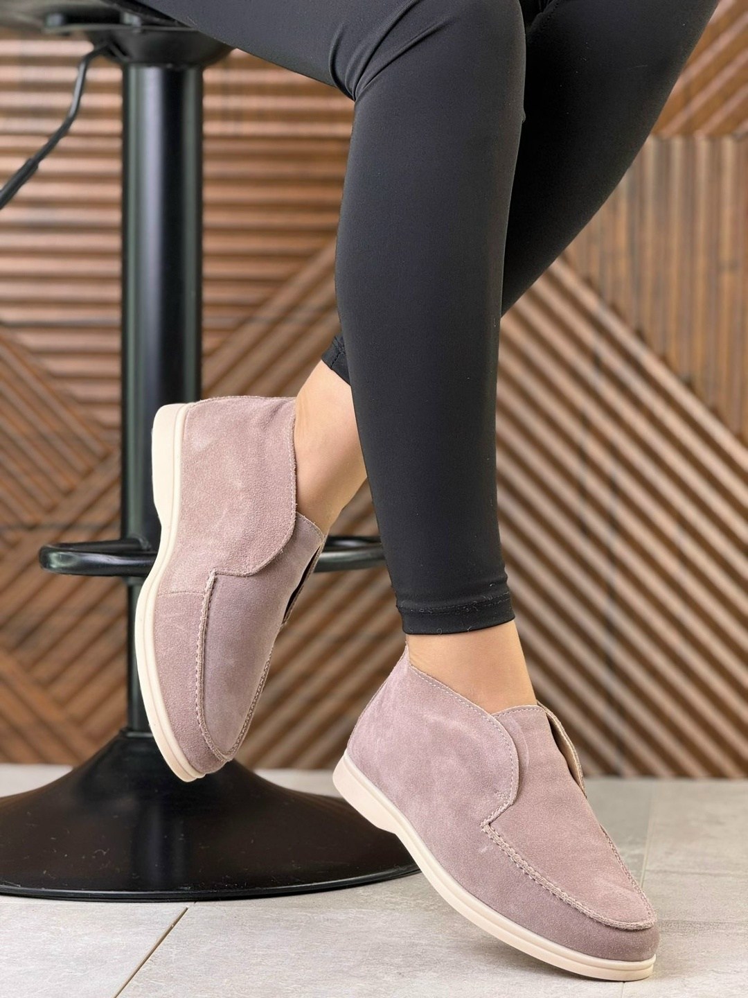 ,лоферы loro piana,лоферы из натуральной замши loro piana,лоферы женские loro piana,лоферы мужские лоро пиано