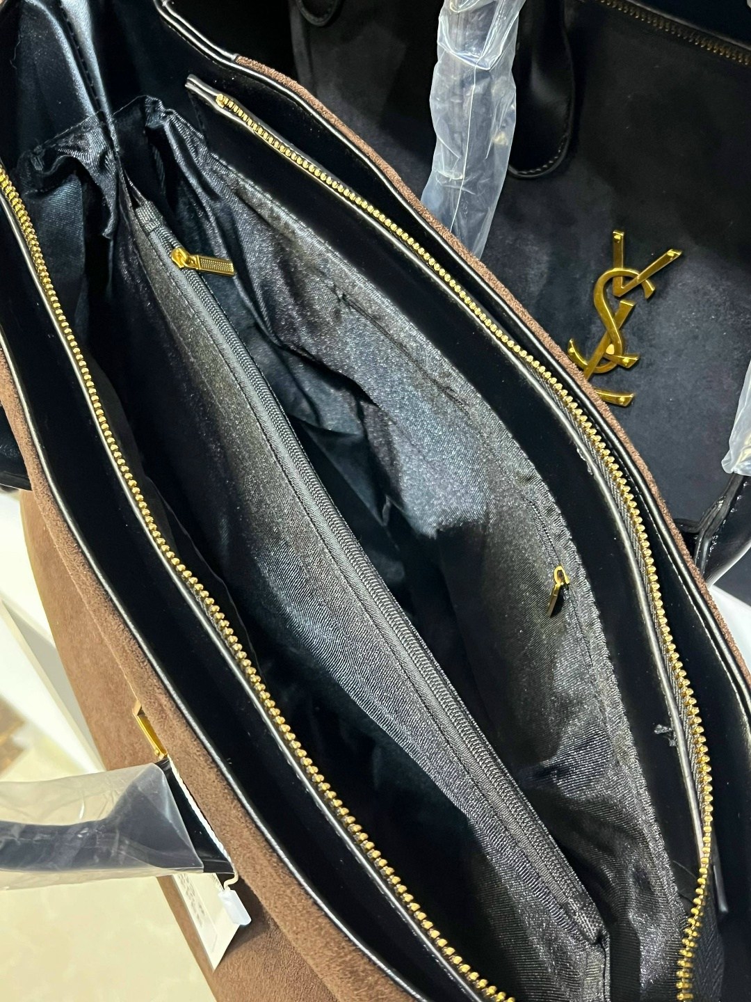 замшевая сумка yves saint laurent 38x34 см,замшевая сумка yves saint laurent 39x23 см,сумка женская ysl,женская замшевая сумка yves saint laurent 38x26 см,замшевые сумки