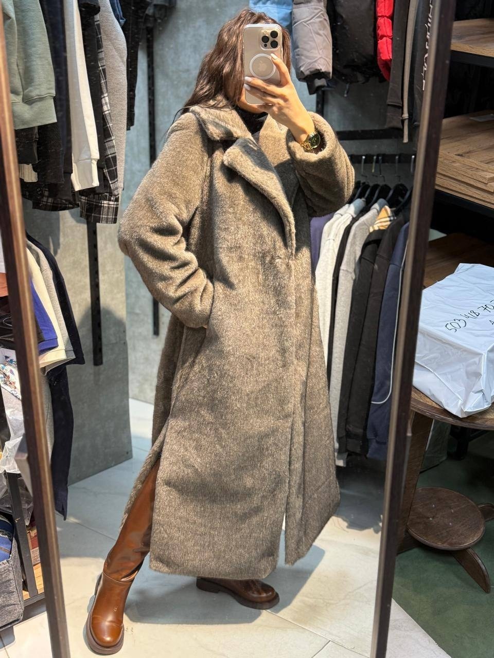 шерстяное пальто,пальто женское,пальто меховое,теплое пальто,длинное пальто