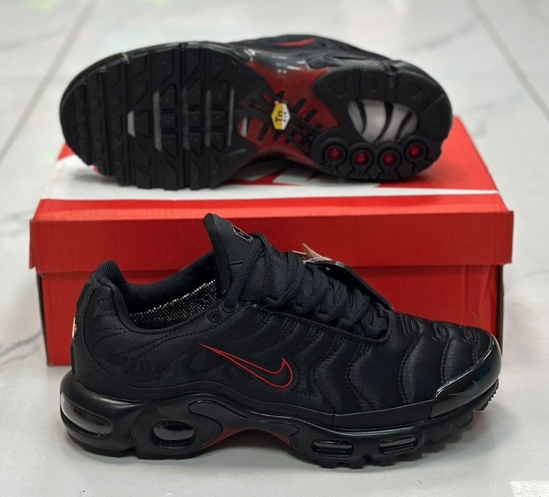 кроссовки nike air max plus,nike tn green,nike air max plus tn,кроссовки nike air max tn plus,мужские кроссовки nike air max