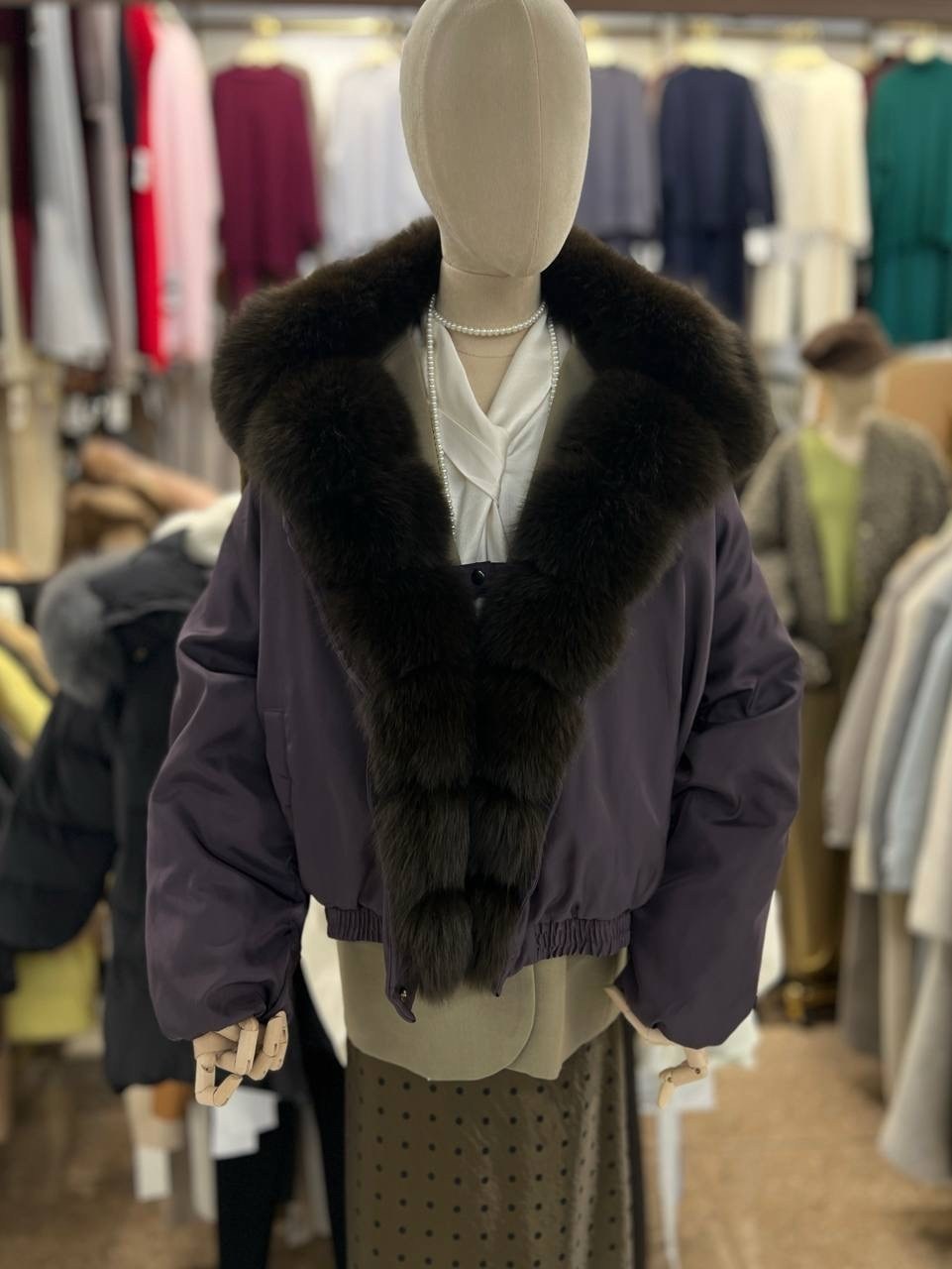 куртка с мехом,стильная куртка,пуховик с натуральным мехом,женская зимняя куртка,бомбер с мехом песца