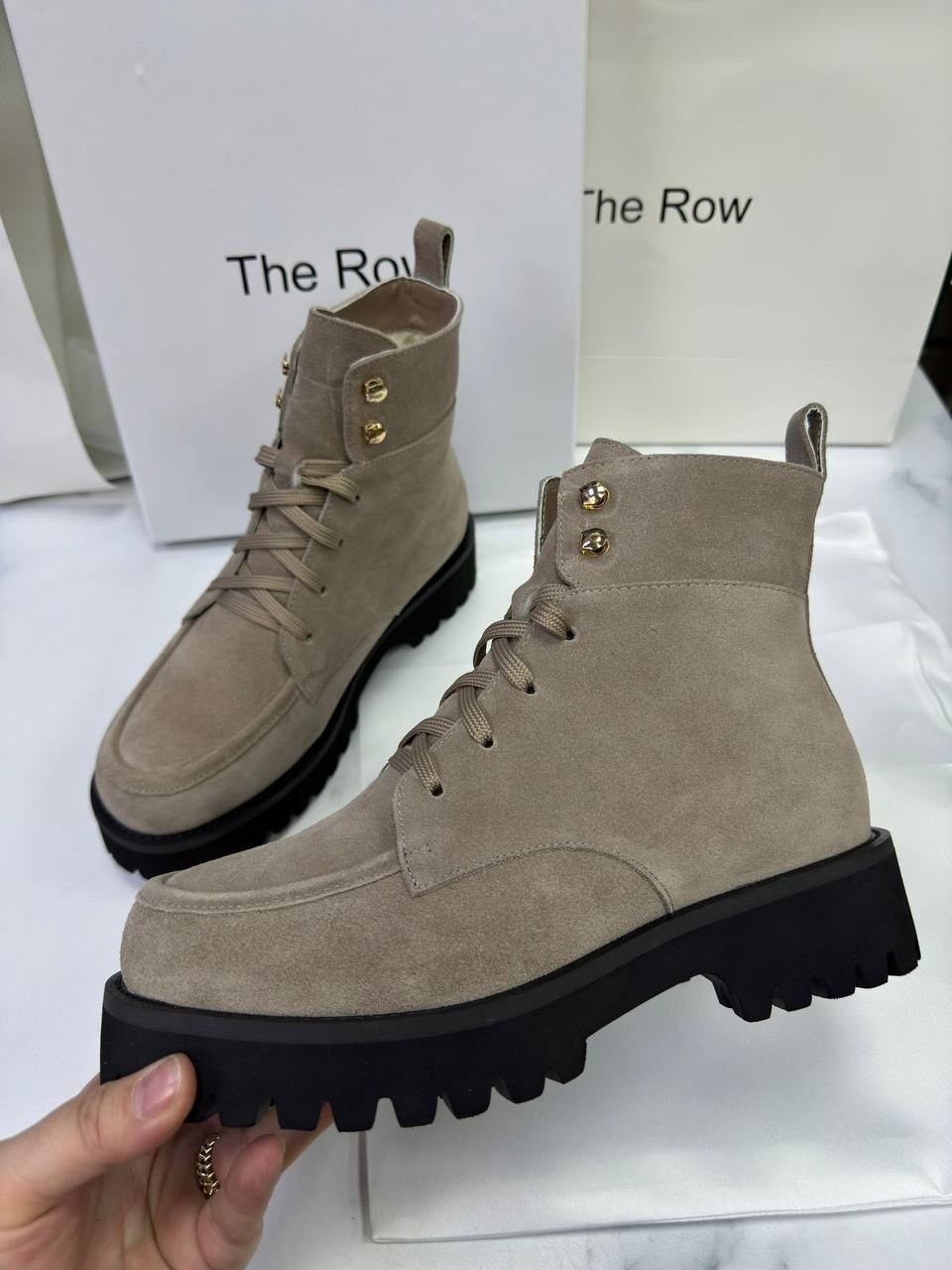 женские ботинки,,замшевые ботинки, женская,ботинки