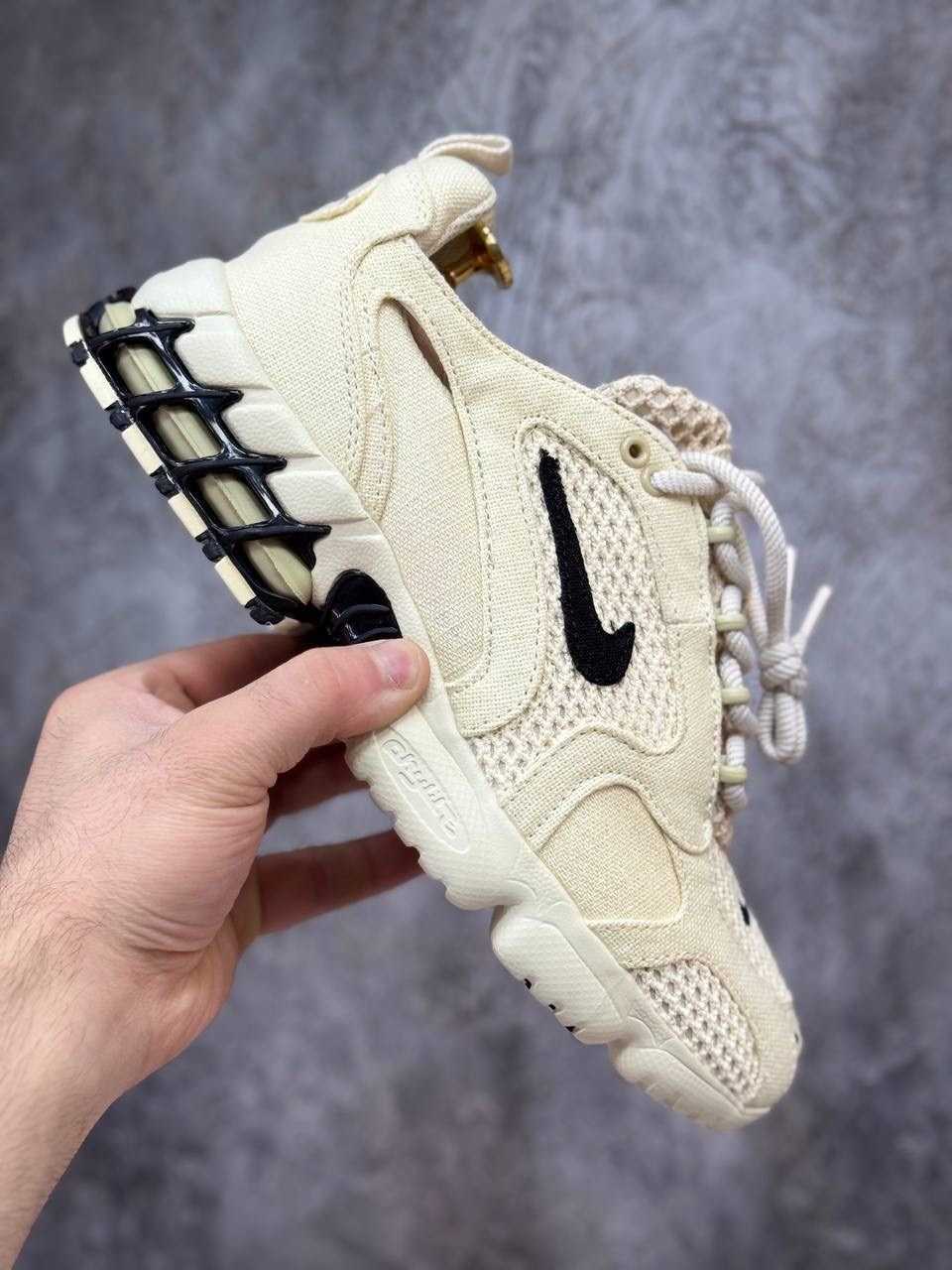 nike air zoom spiridon cage 2 stussy fossil,кроссовки nike x stussy air zoom spiridon cage 2,кроссовки air zoom spiridon caged 'stussy' nike бежевый,nike air zoom spiridon cage 2 stussy,nike air zoom