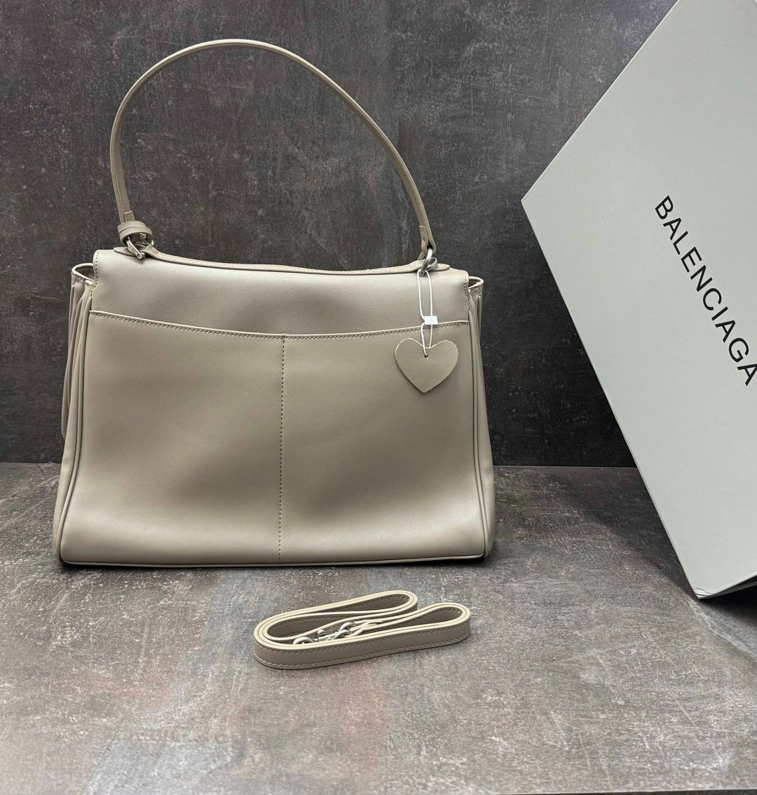 сумка balenciaga натуральная кожа 35-24 см,сумка balenciaga,женская сумка,сумка,модная женская сумка