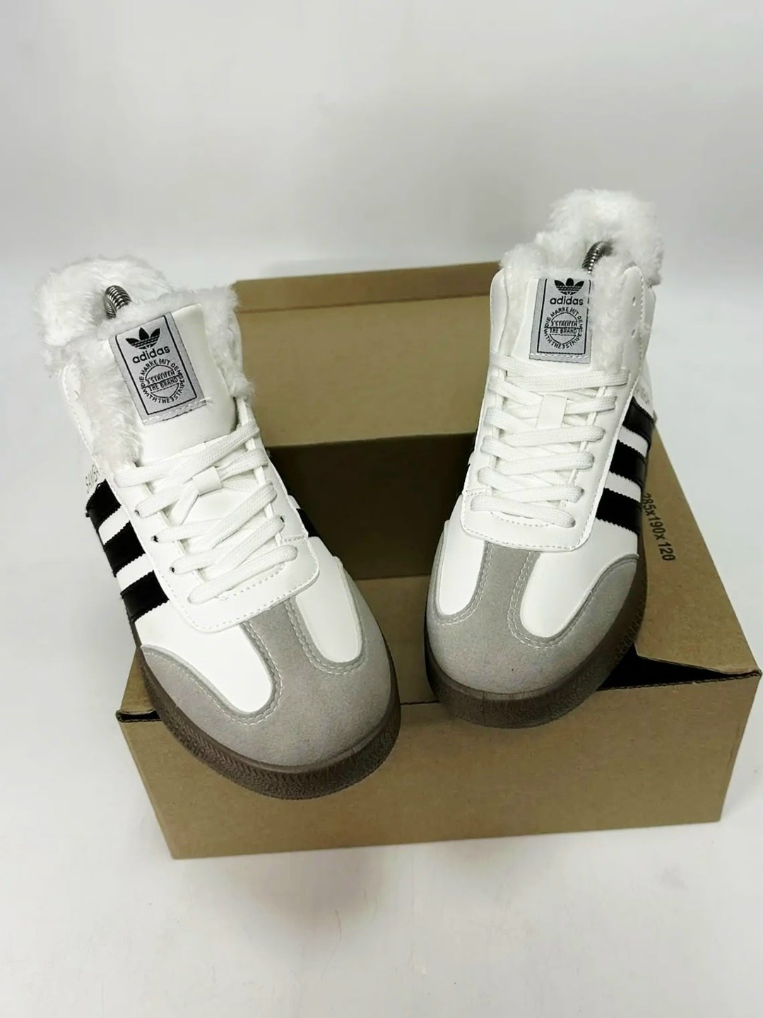 кроссовки высокие adidas samba зимние с мехом,кроссовки женские зимние высокие adidas,кроссовки adidas samba,кроссовки adidas,высокие кроссовки