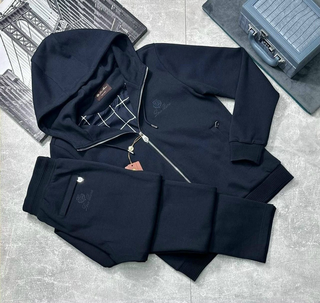 спортивный костюм armani,мужские спортивные костюмы,спортивные костюмы на флисе,луи виттон спортивный костюм мужской,спортивные костюм