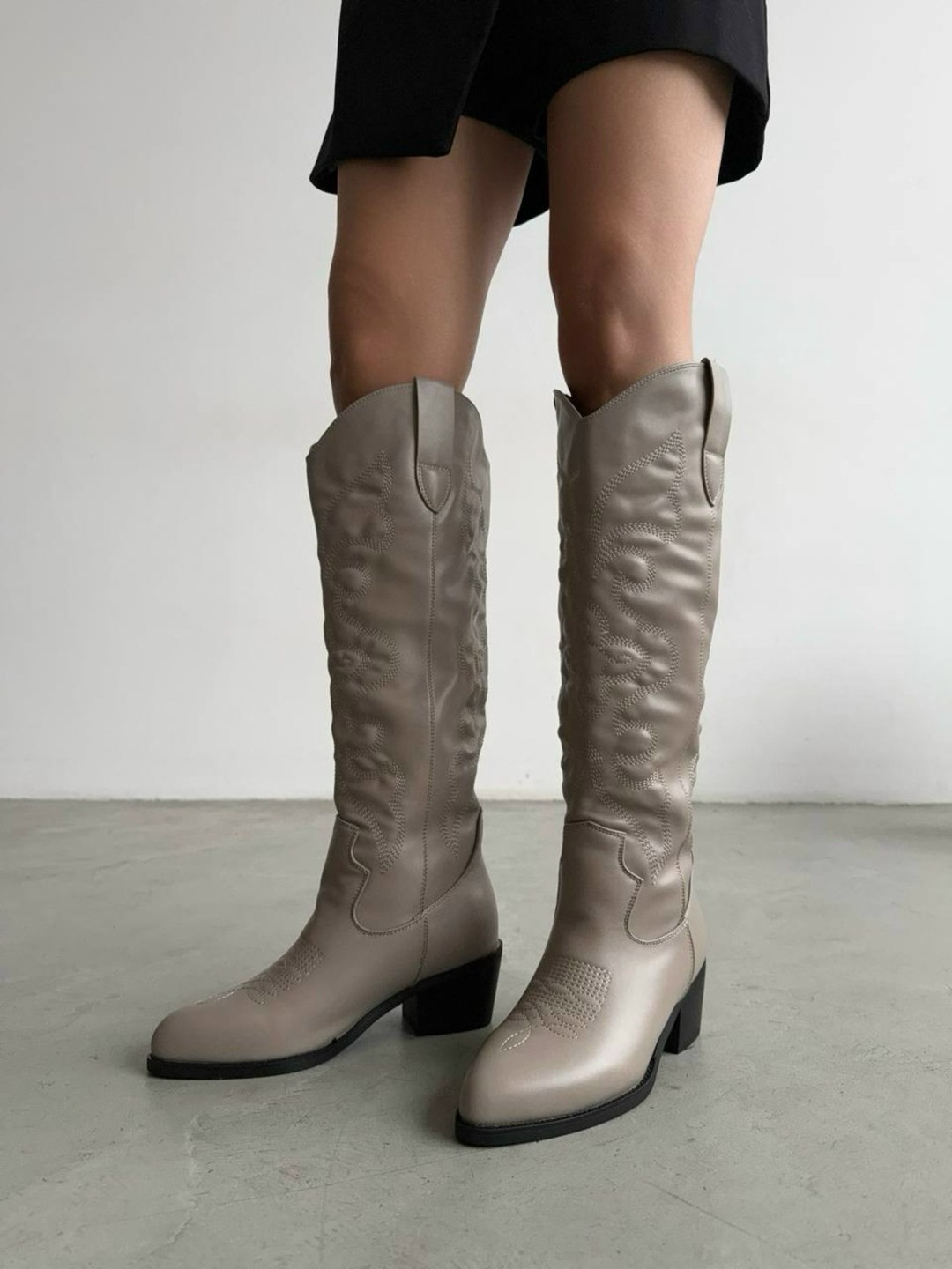 сапоги женские,казаки сапоги,сапоги казаки высокие,сапоги бежевые,казаки сапоги женские