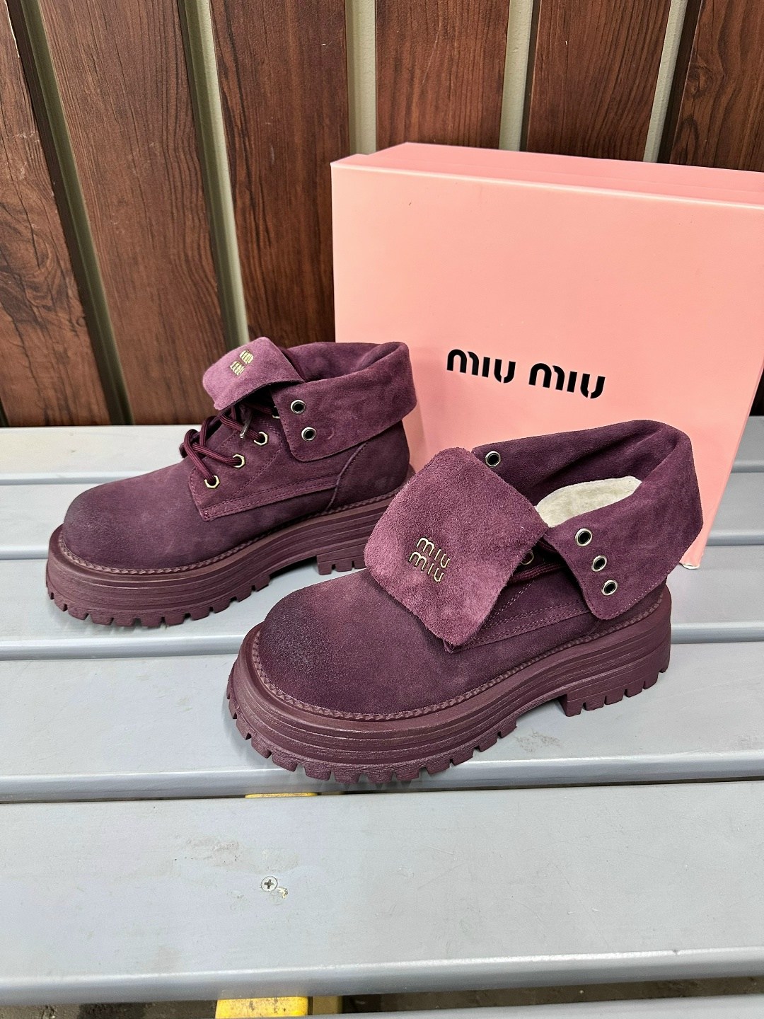 ботинки miu miu,ботинки женские miu miu,ботинки замшевые miu miu,ботинки miu miu шоколадные,ботинки зимние miu miu