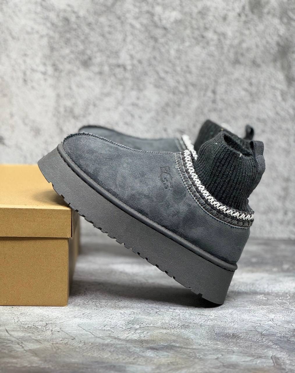 женские угги,,угги ugg женские,женские зимние замшевые угги,угги женские зимние