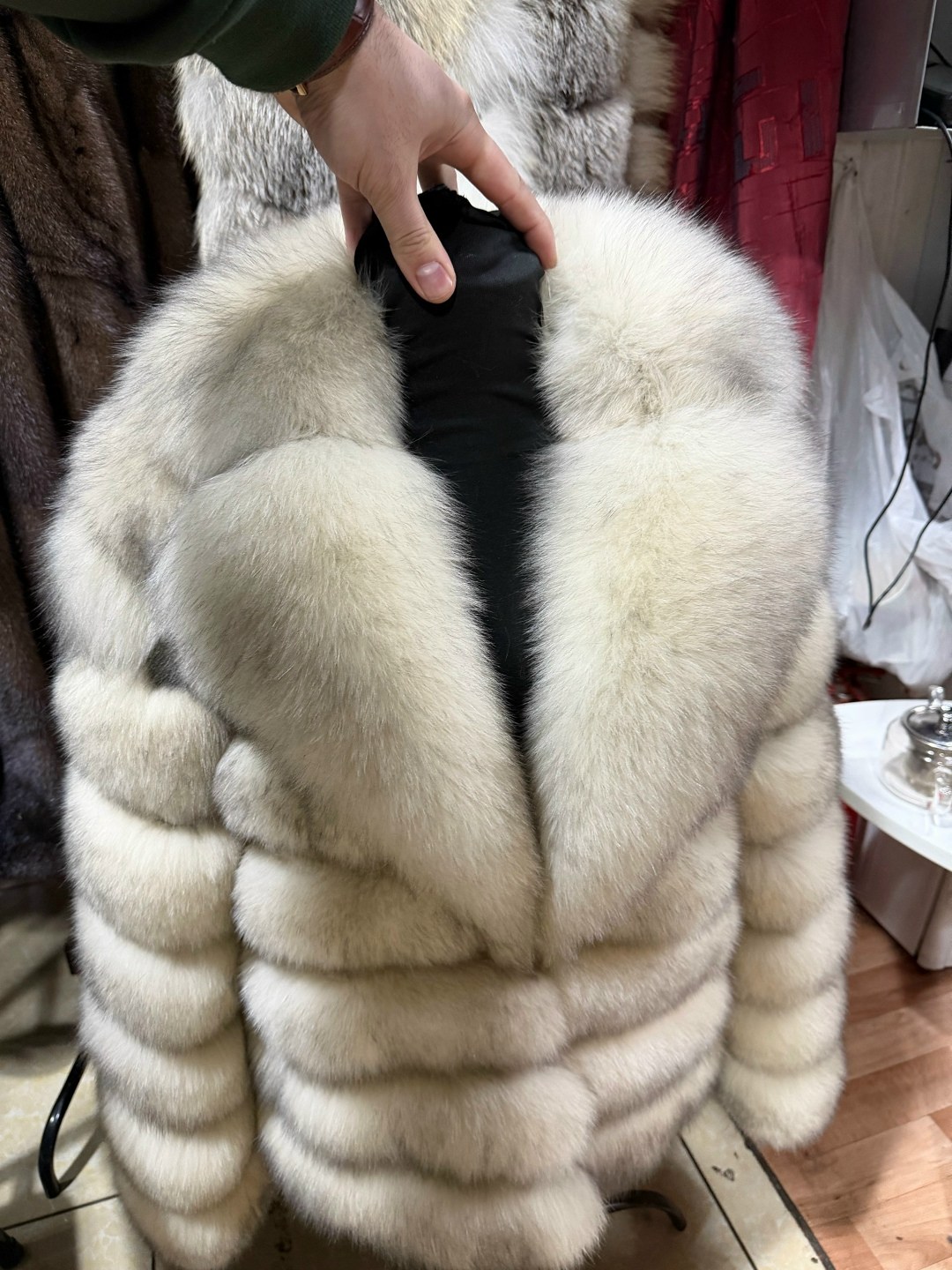 шуба из куницы,шуба из песца,шуба песец,шуба из куницы тортор,шуба песец с воротником