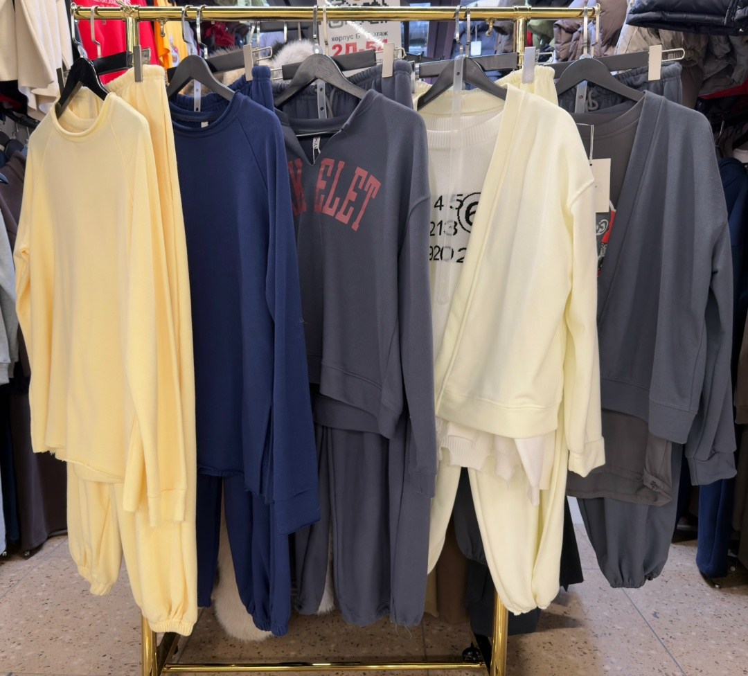 костюмы двойки,женские спортивные костюмы,спортивные костюмы,женские костюмы,костюм тройка