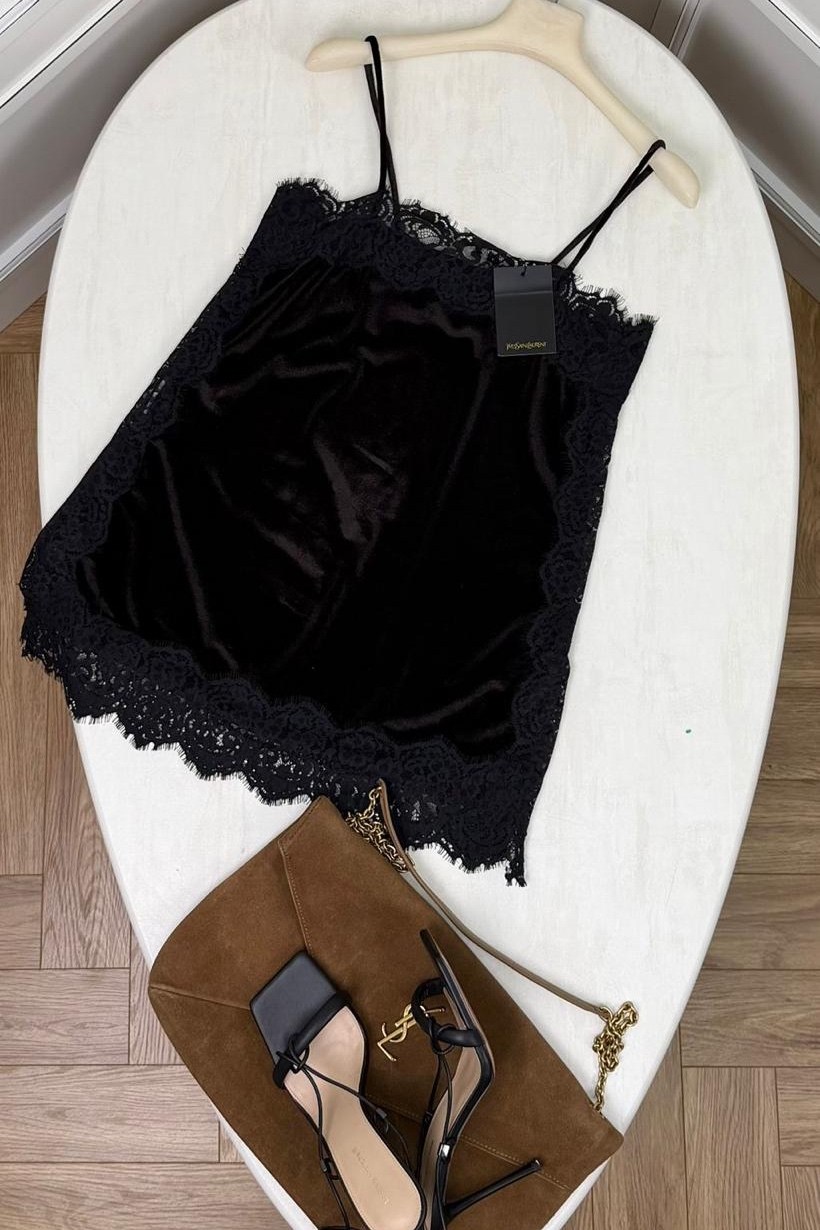 бархатный топ,топ с кружевом,бархатный топ с кружевом,топ из бархата,майка с кружевами